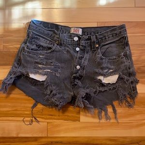 Levi’s cutoffs.